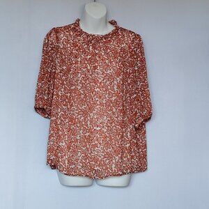 Maison d ' Amelie Size Medium Top Floral